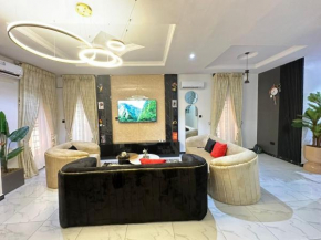 SKTS LUXURIOUS SUITES - Lekki